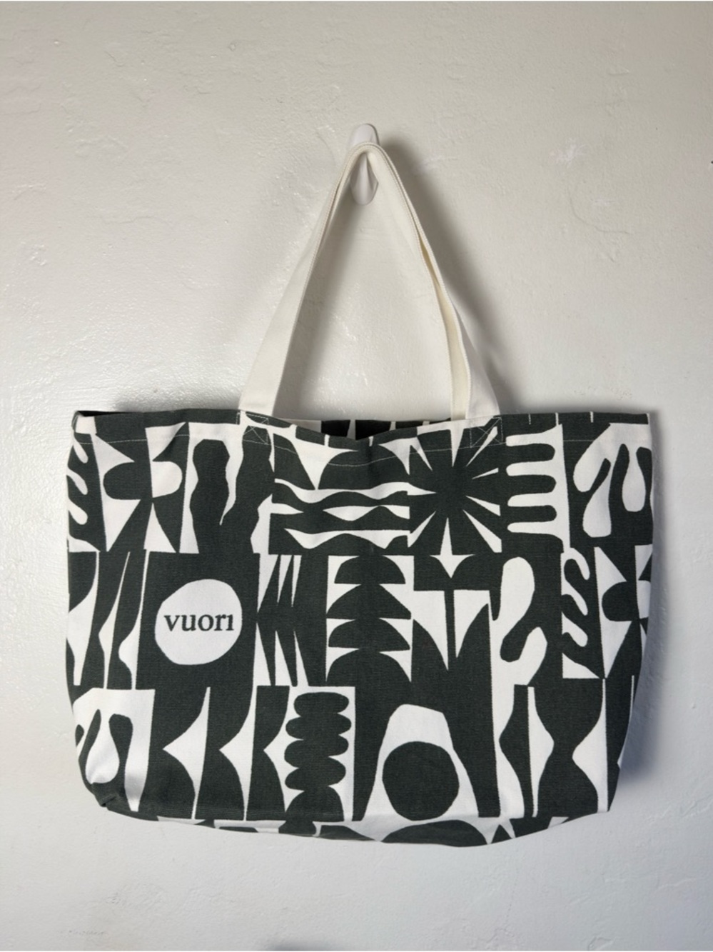 NWOT Vuori 24" Canvas Tote Bag Cody Hudson Limited Edition 2024